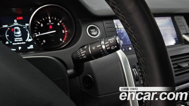 Land Rover Discovery Sport 2019 — Фото 18/20