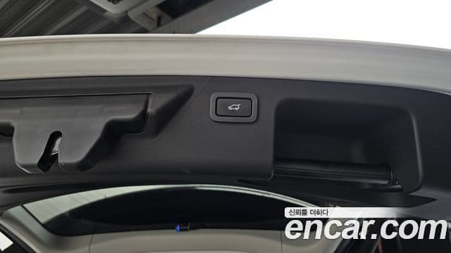 Land Rover Discovery Sport 2019 — Şəkil 13/34