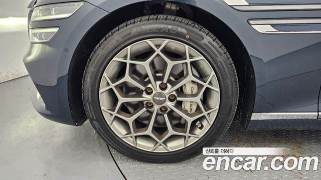 Genesis Electrified G80 2021 — ფოტო 5/20