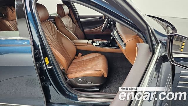 Genesis Electrified G80 2021 — ფოტო 10/20