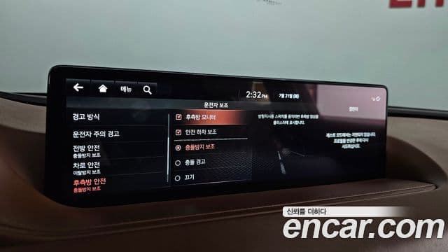 Genesis Electrified G80 2021 — ფოტო 16/20