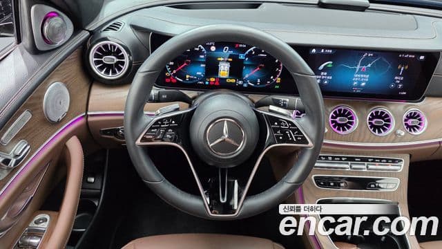 Mercedes-Benz E-Class 2022 — Фото 13/20