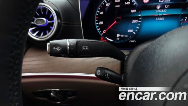 Mercedes-Benz E-Class 2022 — Фото 20/20