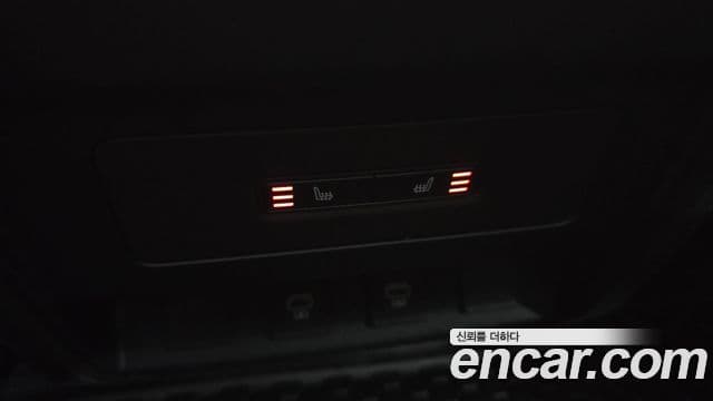 Land Rover Defender 2022 — ფოტო 19/20