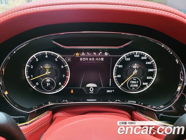 Bentley Continental GT 2020 — ფოტო 7/20