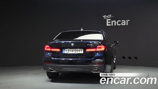 BMW 5 Series 2022 — Şəkil 4/20