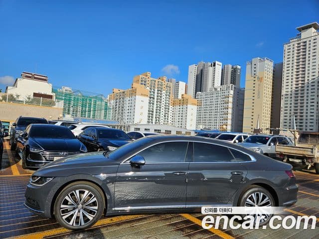 Volkswagen Arteon 2019 — Фото 10/20
