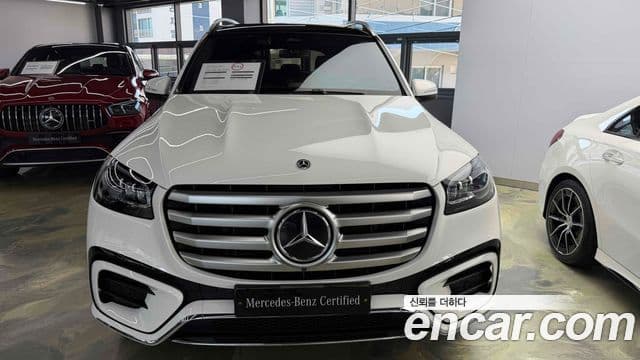 Mercedes-Benz GLS-Class 2025 — Photo 9/17