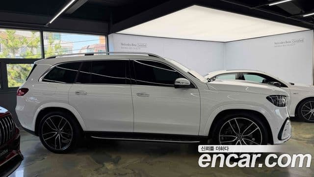 Mercedes-Benz GLS-Class 2025 — Photo 4/17