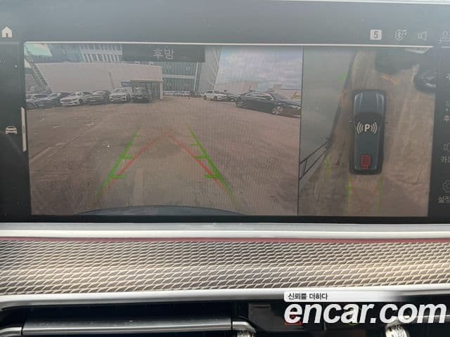 BMW X5 2022 — фото 8 из 12
