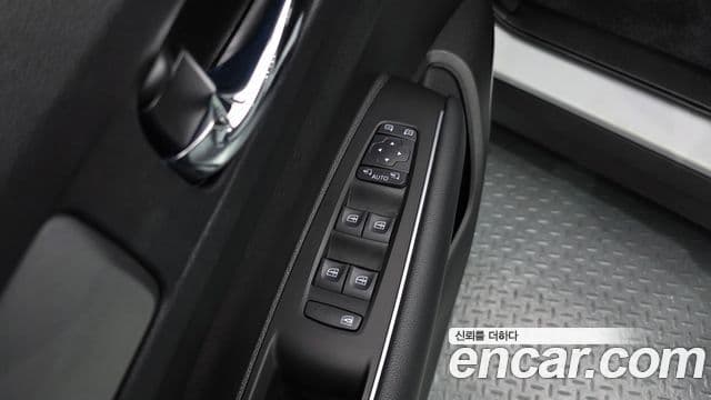 Renault Samsung QM6 2023 — Фото 17/20
