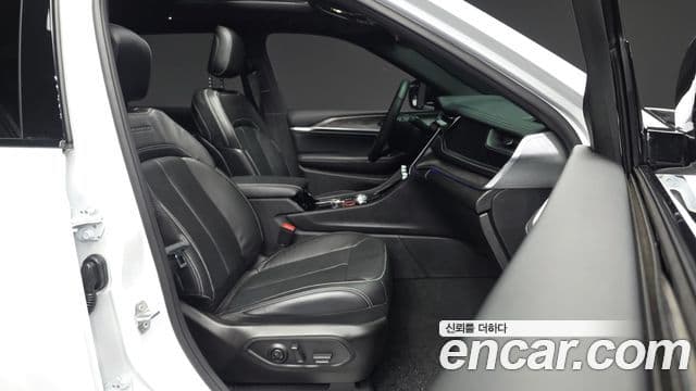 Jeep Grand Cherokee 2022 — ფოტო 11/20