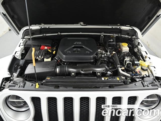 Jeep Wrangler 2022 — Şəkil 5/20