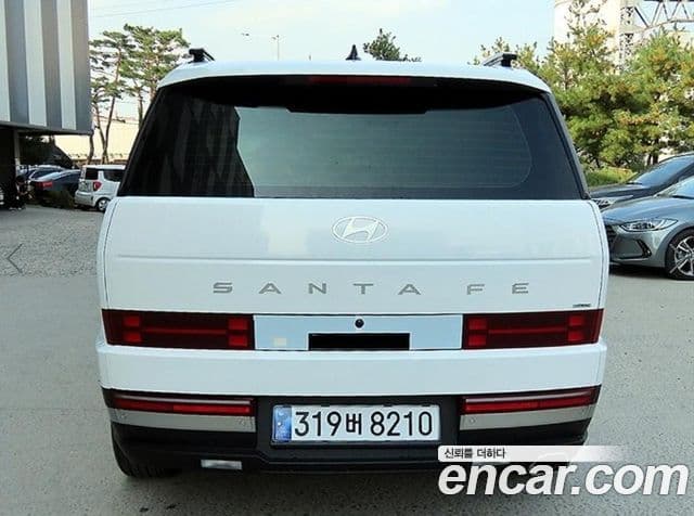 Hyundai Santa Fe 2025 — Photo 8/20