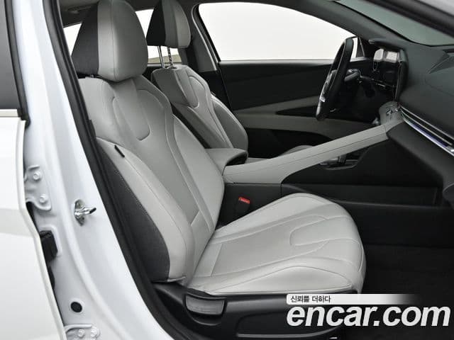 Hyundai Avante 2021 — ფოტო 10/20
