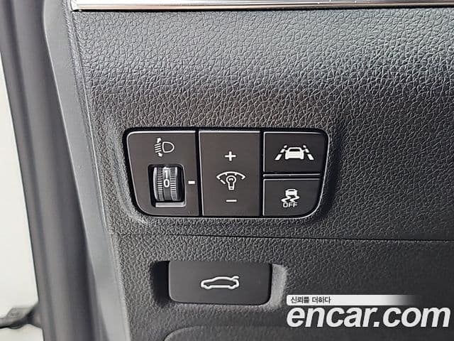Kia K5 2023 — Şəkil 14/20