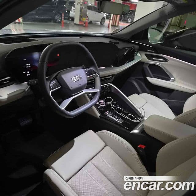 Audi Q5 2025 — ფოტო 3/8