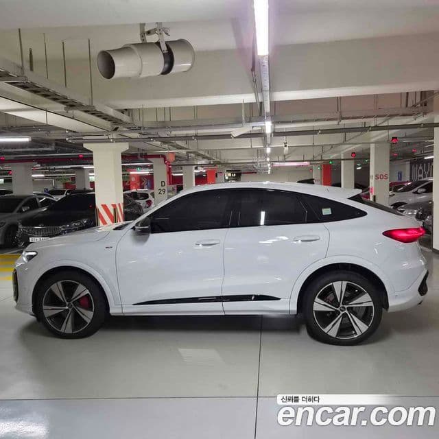 Audi Q5 2025 — фото 6 из 8