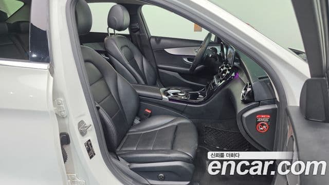 Mercedes-Benz C-Class 2020 — Şəkil 11/20