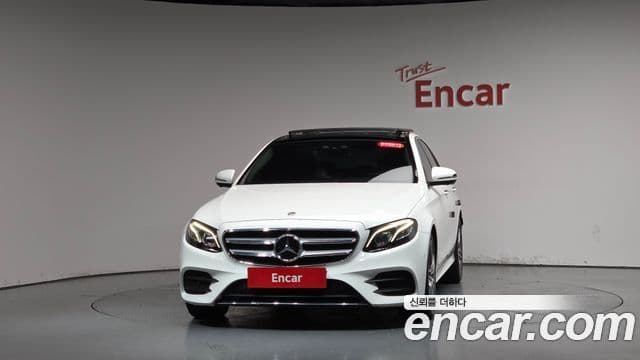 Mercedes-Benz E-Class 2020 — ფოტო 3/20