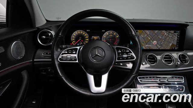 Mercedes-Benz E-Class 2020 — ფოტო 12/20