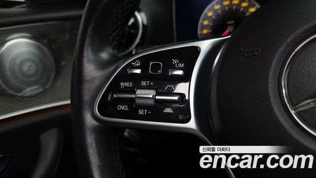 Mercedes-Benz E-Class 2020 — ფოტო 18/20