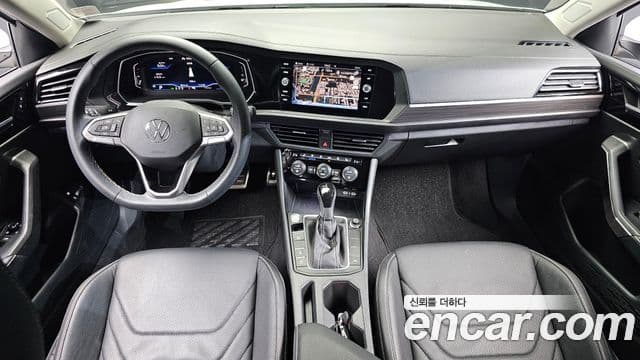 Volkswagen Jetta 2023 — ფოტო 7/20