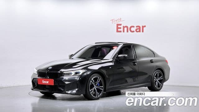 BMW 3 Series 2023 — Photo 13/31