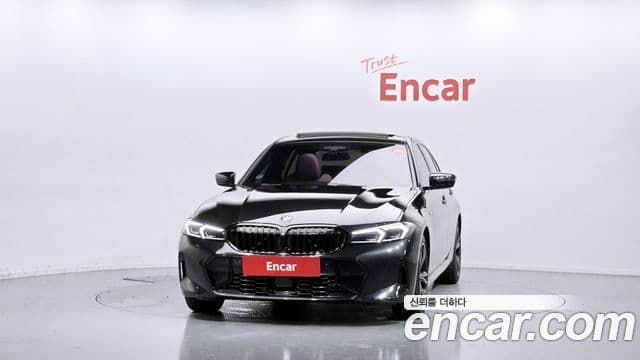 BMW 3 Series 2023 — Photo 18/31