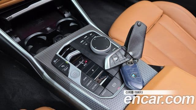BMW 3 Series 2023 — Photo 21/31