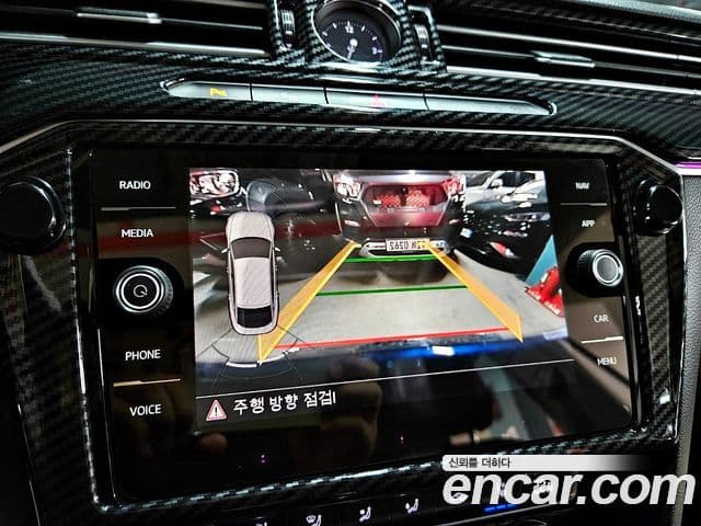 Volkswagen Arteon 2018 — фото 13 из 20