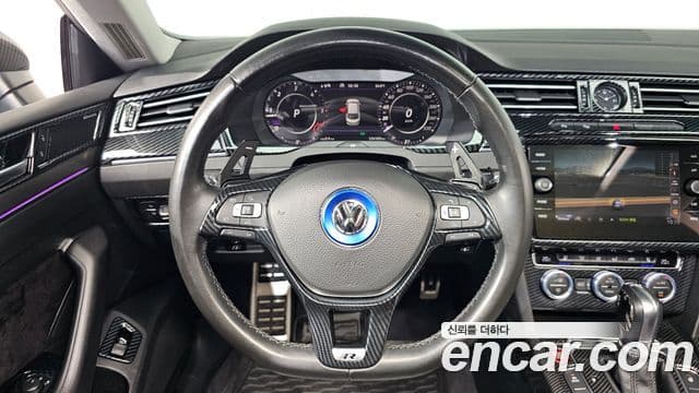 Volkswagen Arteon 2018 — фото 14 из 20