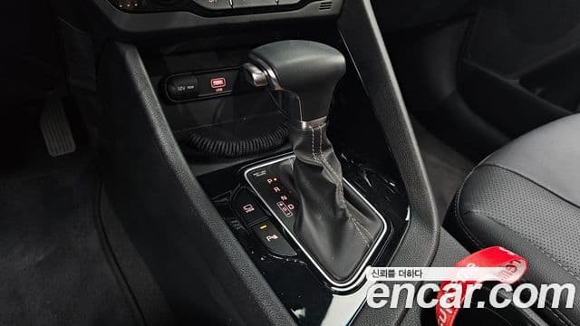 Kia Niro 2021 — Şəkil 9/20