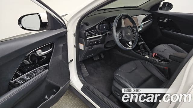 Kia Niro 2021 — Şəkil 10/20
