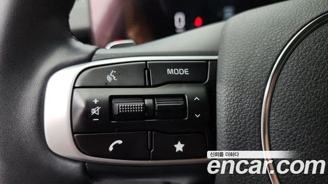 Kia K5 2025 — ფოტო 16/20