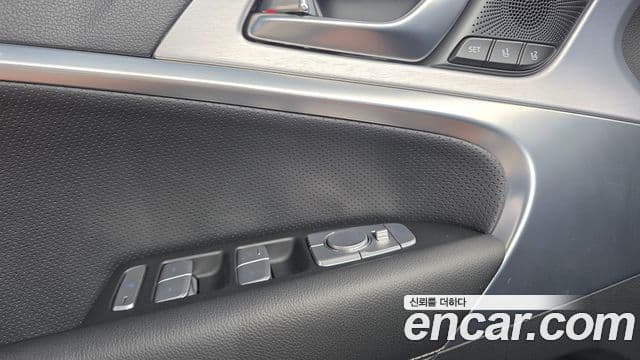 Genesis G70 2018 — фото 12 из 20