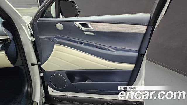 Genesis GV80 2024 — Photo 29/32
