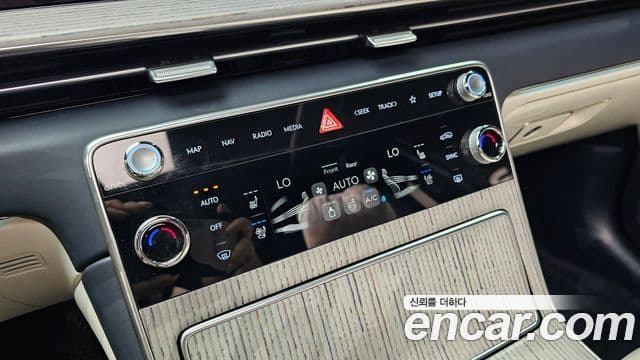 Genesis GV80 2024 — Photo 32/32