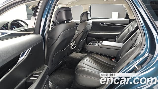 Genesis Electrified G80 2021 — Şəkil 11/20