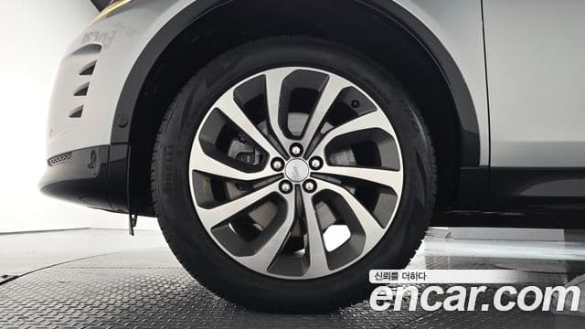 Land Rover Discovery Sport 2024 — Şəkil 5/20