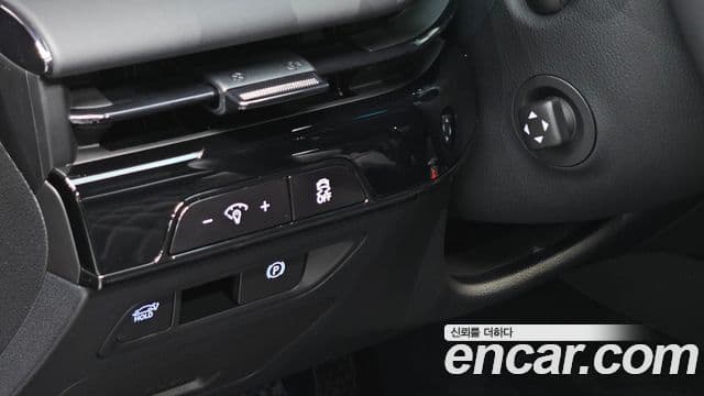 Genesis Electrified G80 2025 — ფოტო 14/20