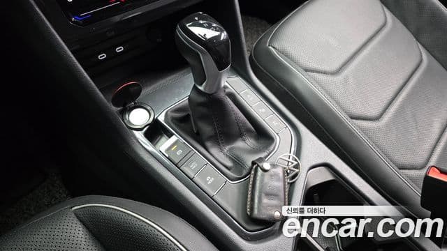 Volkswagen Tiguan Allspace 2022 — ფოტო 9/20