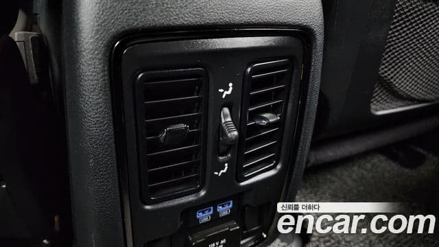 Jeep Grand Cherokee 2020 — Şəkil 19/20