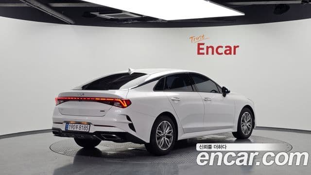 Kia K5 2023 — фото 2 из 20