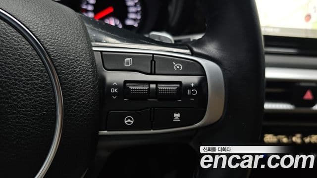 Kia K5 2023 — фото 14 из 20