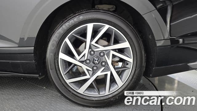 Hyundai Grandeur 2023 — ფოტო 5/20