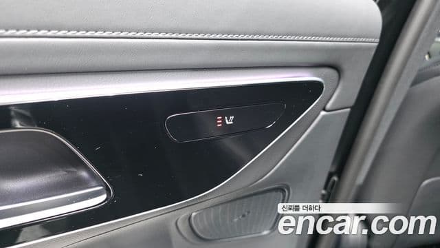 Mercedes-Benz GLC-Class 2024 — Фото 18/20