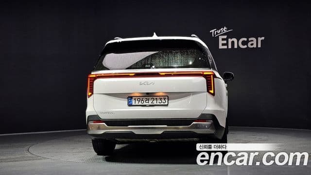 Kia Carnival 2024 — Şəkil 4/20