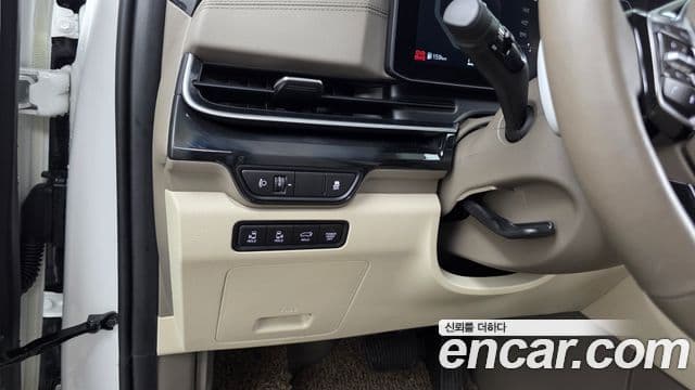 Kia Carnival 2024 — Şəkil 16/20