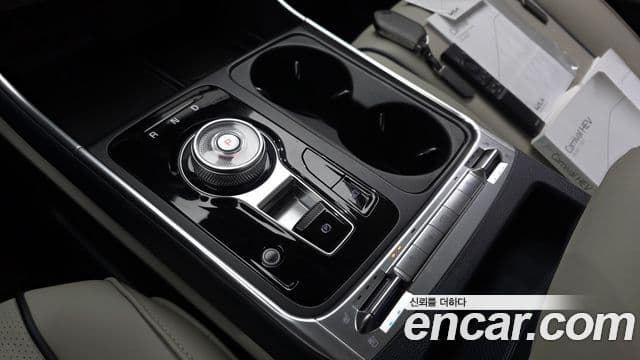 Kia Carnival 2025 — Фото 8/20